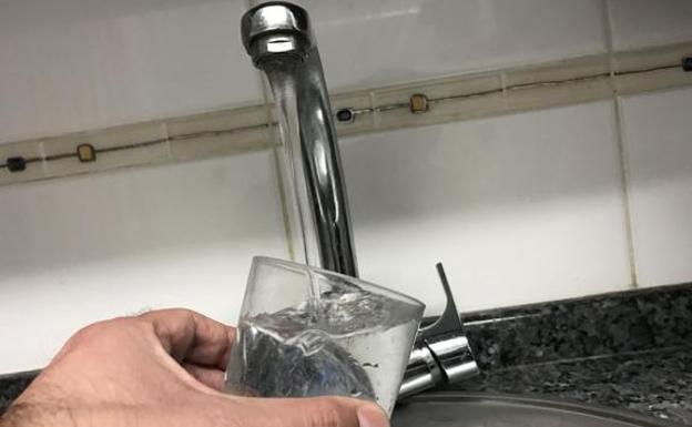 El canon del agua llegará en 2021 a todos los consumidores, con 3 céntimos por cada 1.000 litros
