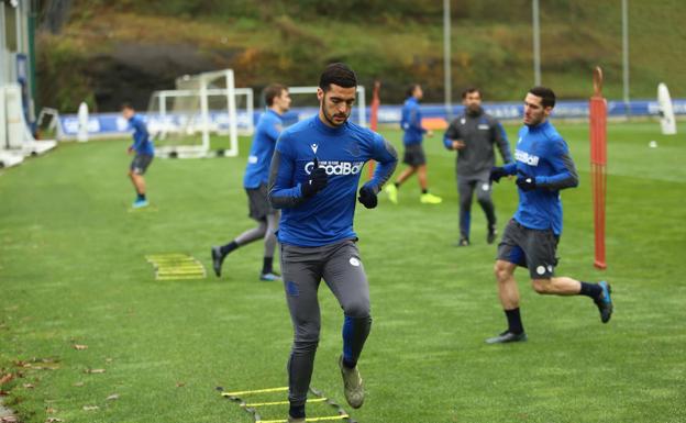 Mikel Oyarzabal no se entrena por un golpe en una uña del pie