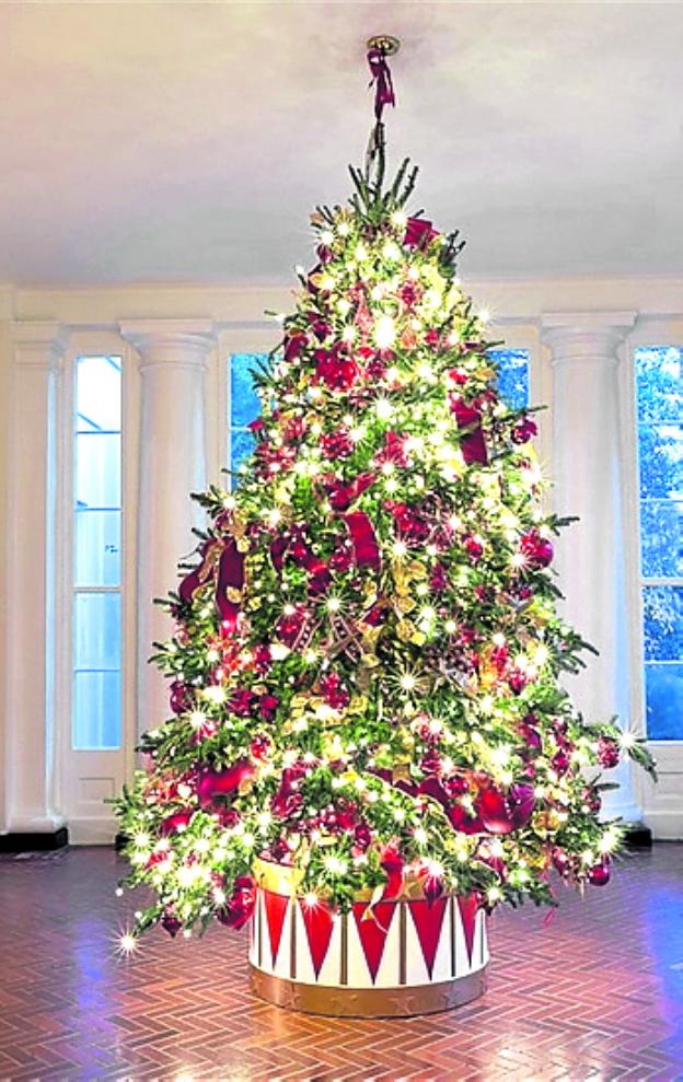 Melania Trump modera la Navidad en La Casa Blanca