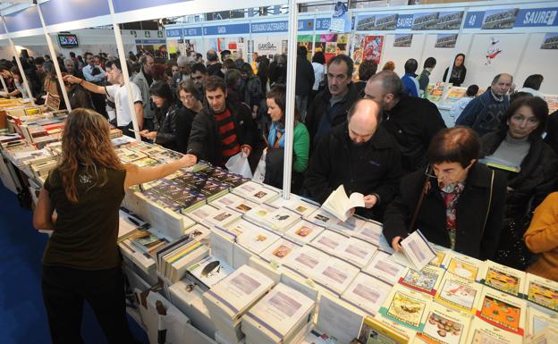 Erakusmahaiak bete tentazio