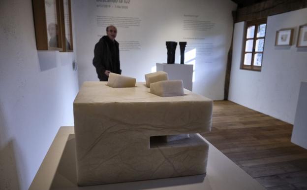 Cuando Chillida abrazó la luminosidad mediterránea