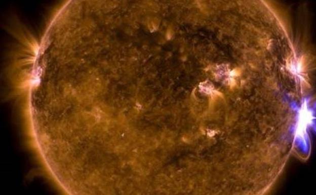 Hallan una estrella que fulgura millones de veces más fuerte que el Sol