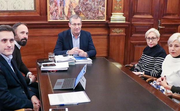 La Diputación inicia los contactos para negociar los presupuestos de Gipuzkoa