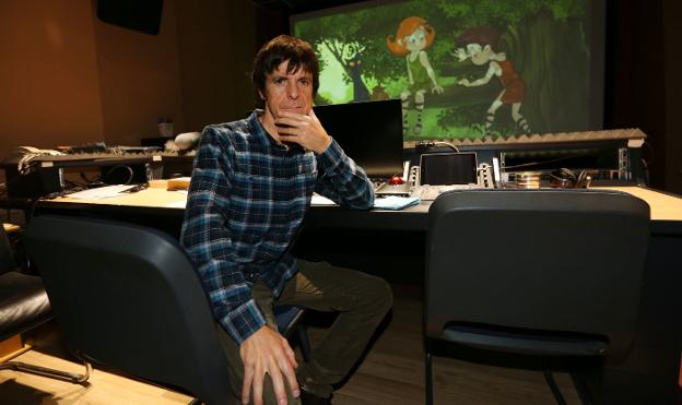 Joserra Senperena viaja por todas las épocas de la música con la película 'Lur eta Amets'