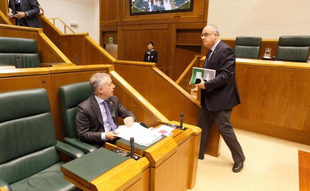 Urkullu emplaza a EH Bildu a no renunciar a una mejora del autogobierno