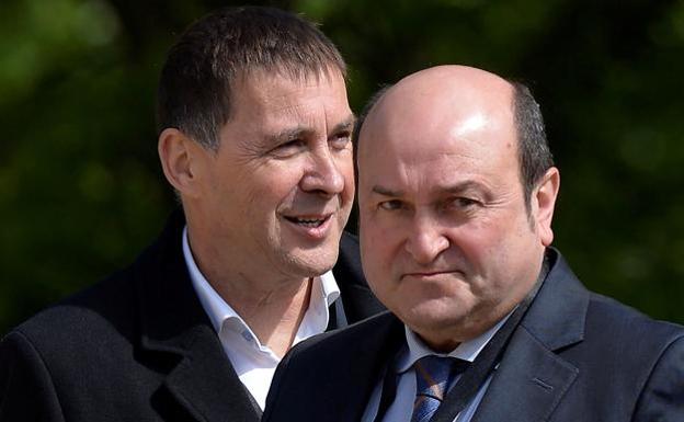 El cruce de acusaciones entre PNV y EH Bildu alcanza cotas inéditas a raíz de la sentencia del caso De Miguel