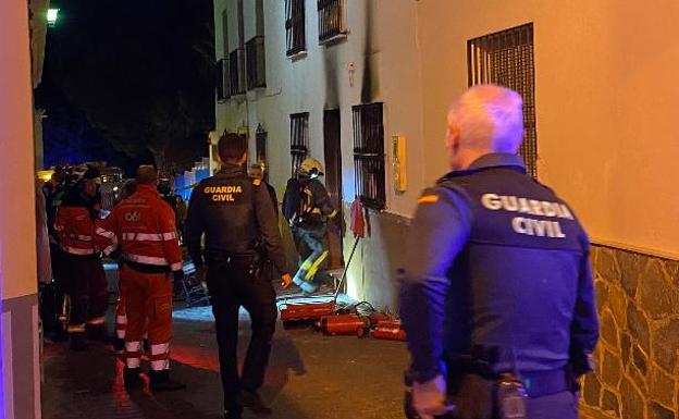 Mueren dos personas en el incendio de una vivienda en Málaga