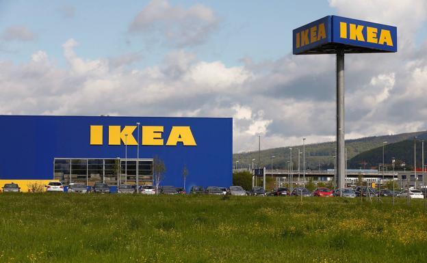 Ikea indemniza en EE UU con 41 millones a los padres de un niño aplastado por una cómoda
