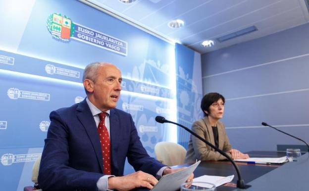 Erkoreka acuerda con la ministra Darias abordar «desde ya» el cumplimiento íntegro del Estatuto