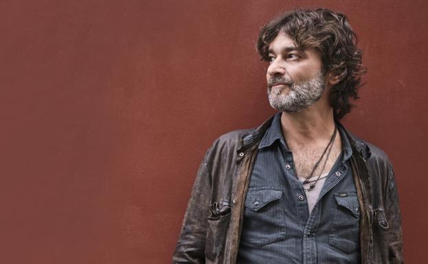Quique González: «El reto ha sido no enterrar bajo mi música los versos de Luis»