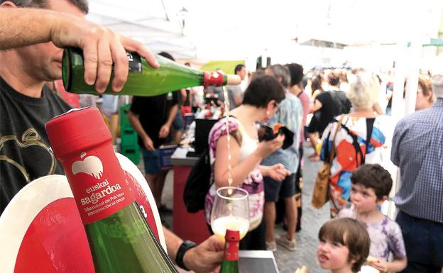 La carta de Euskal Sagardoa, en tu mesa