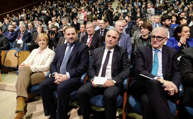 El TAV conectará las tres capitales cada 30 minutos por 12 euros