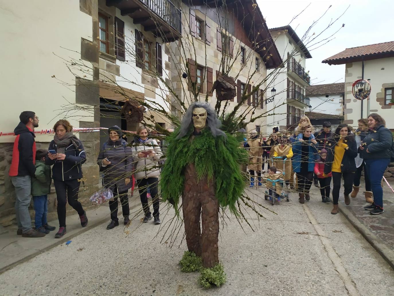Joaldunak y mozorroak en Ituren