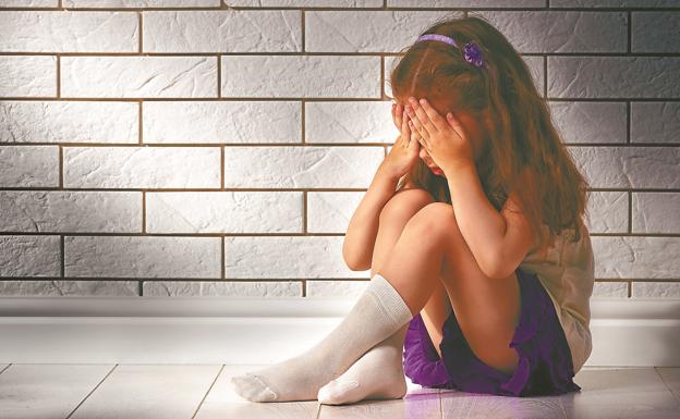 Euskadi dará por primera vez una ayuda económica a los huérfanos de la violencia de género