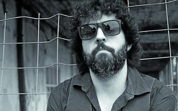 Ibai Marin presenta el single 'Viernes lobo', adelanto de su próximo álbum