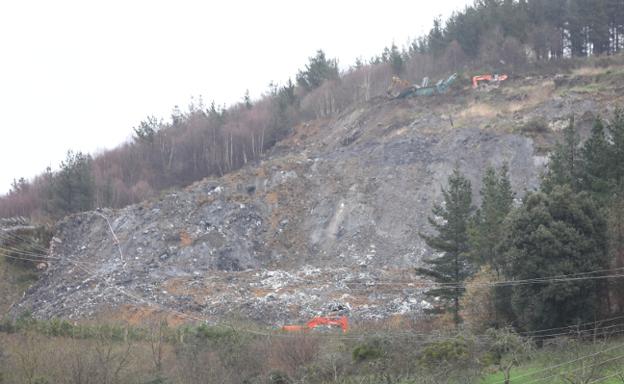 El Gobierno vasco dice ahora que «estaba a punto» de sancionar al vertedero por irregularidades