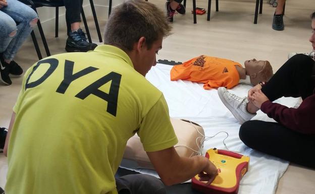 Agredido en Donostia un sanitario de la DYA por un varón etílico al que iba a reanimar