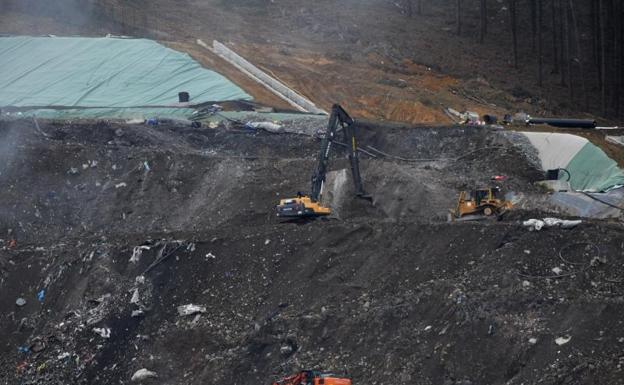 El vertedero de Zaldibar presentó 23 faltas en la última inspección, «ninguna grave»