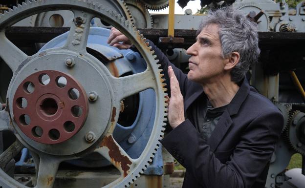 Mikel Erentxun: «Hoy tengo la sensación de estar por encima del bien y del mal»