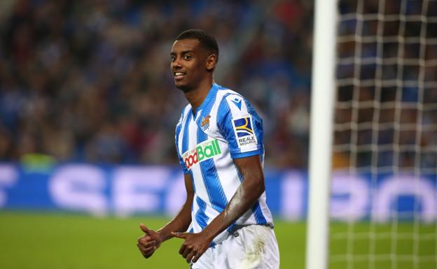 Alexander Isak: «Disfruto de estar en la Real Sociedad y no tengo intención de volver al Dortmund»