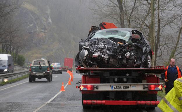 Un accidente en la N-121-A se cobra otra víctima mortal