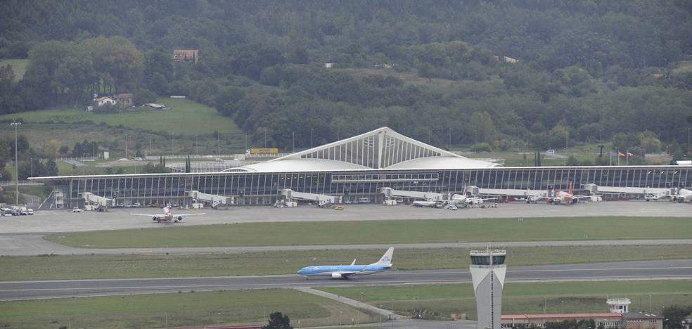 El aeropuerto de Loiu da el primer paso para instalar un radar que detecte buitres