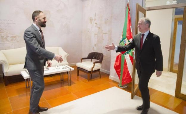 Urkullu e Itxaso se comprometen a trabajar «codo con codo» en las transferencias pendientes