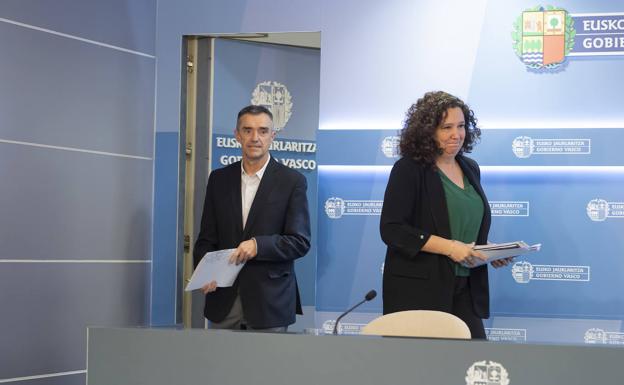 El Gobierno Vasco denuncia el «abuso de poder» contra los refugiados en Grecia y Turquía, y condena las agresiones a ONGs