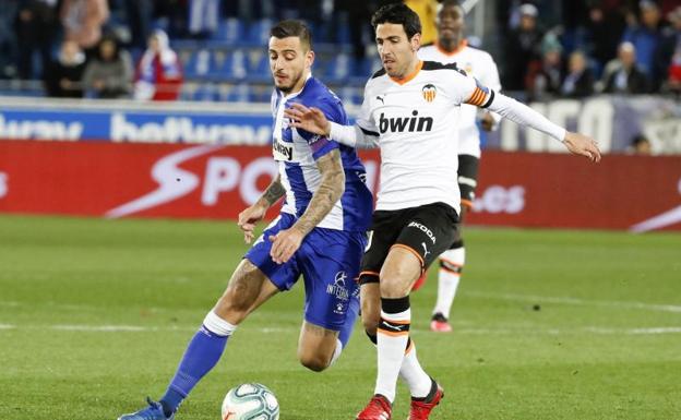 Valioso punto del Alavés ante un Valencia que no despega