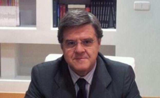 Un fiscal de prestigio que logró la condena de Mario Conde llevará la defensa del rey emérito