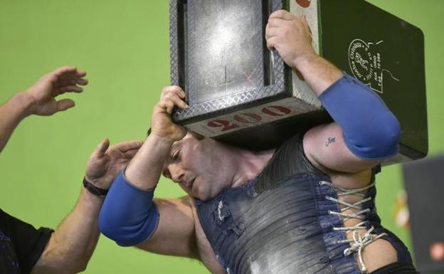 Ni harrijasotzailes ni aizkolaris se libran de la quema