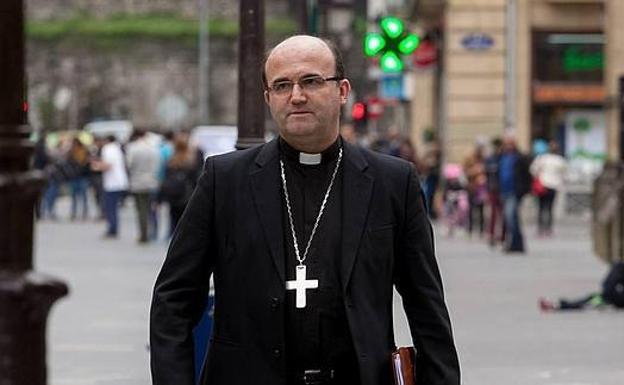 Munilla, multado por viajar con copiloto