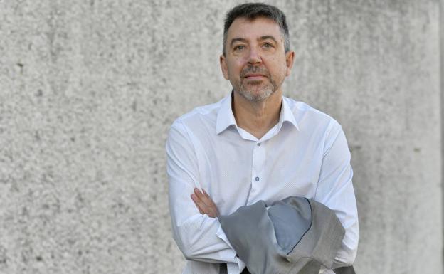 Guillermo Quindós: «No me parece descabellada una vuelta escalonada a la normalidad»