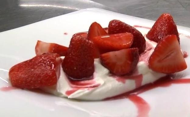 Receta de fresas con crema mascarpone de Mikel Gallo