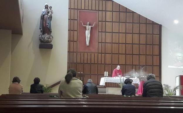 El Obispado de San Sebastián «precisa» que las misas serán con el «personal mínimo»