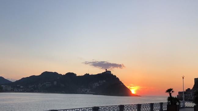Time -lapse: Una mirada al atardecer donostiarra durante el confinamiento