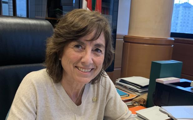 Cristina Uriarte: «Nuestra idea es que los alumnos aún puedan volver a las aulas este curso»