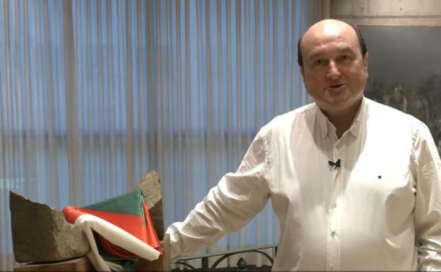 Ortuzar llama a celebrar el Aberri Eguna con el convencimiento de que los vascos saldrán «todos juntos» de la pandemia