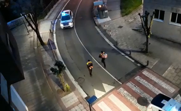 Pasacalle musical de la Policía Municipal de Elgoibar