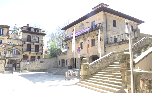 Lezo luce una estampa insólita por el confinamiento