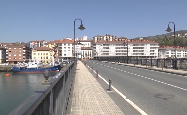 Orio luce una estampa insólita por el confinamiento