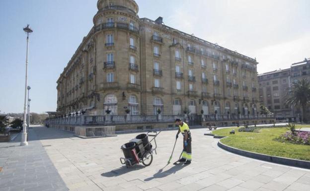 El turismo en Gipuzkoa se desploma y pierde más de 66.000 visitantes en marzo