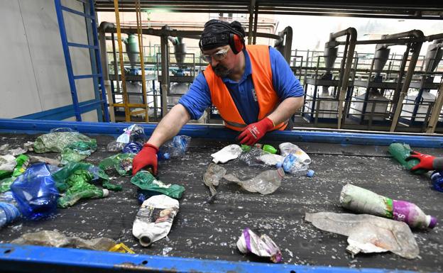 Gipuzkoa separa casi seis de cada diez kilos de basura que genera en los hogares