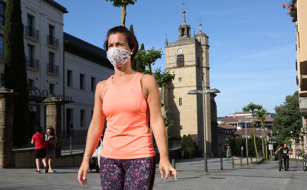 A misa, mejor con mascarilla