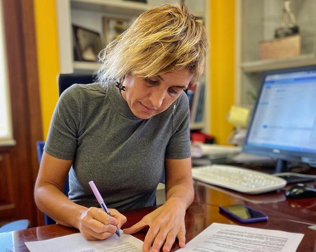 Udalak eta OinHerri elkarteak elkarlanean aritzeko hitzarmen berria sinatu dute