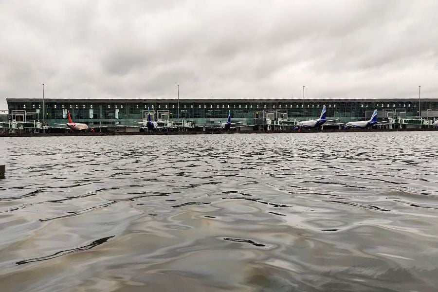 La destrucción llega ahora del cielo
