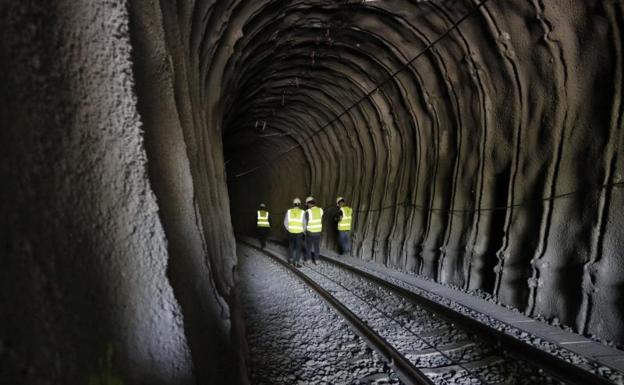 El servicio de tren entre Deba y Zumaia se reanuda el lunes