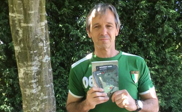 'Gezurren habia', irakurle gazteengana iristeko ahalegin landua