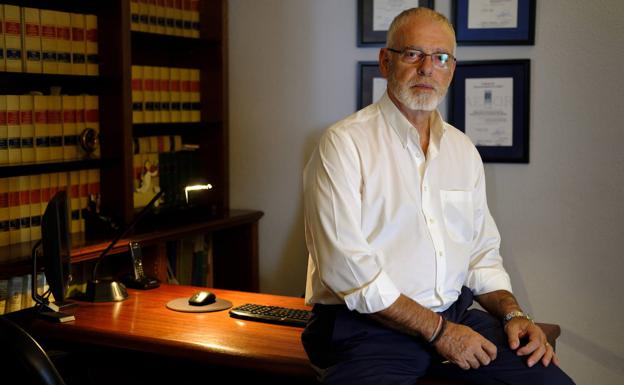 Julio Villaescusa: «Es irresponsable que el peaje de la N-I siga cobrando con dos fallos en contra»