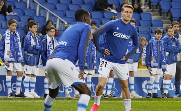 «Miro a la cara a Odegaard y soy moderadamente optimista, pero hay que dejarle decidir tranquilo»